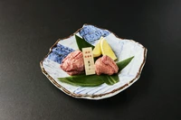 希少な黒毛和牛のタンです。
※仕入れ状況によって提供できない時がございます。