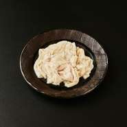 金沢ではとんちゃん、豚の内臓です。
酒のつまみにぴったり‼やみつきになるかもしれません。