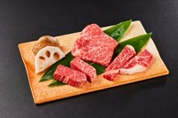 能登牛の希少部位が食べられる『特選三種盛り』