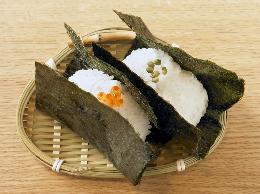 ほどける食感と広がるお米の旨みに感動。趣向を凝らした具材でいただく『おむすび』