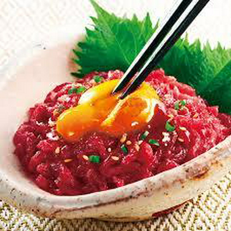 希少　高級馬のユッケ