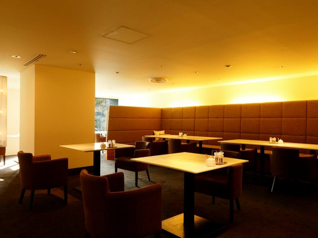 15～20名程の会食やランチミーティングにおすすめの2階席