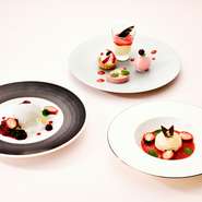 ●15:00～17:00(L.O.)※金～日・祝日は20:30(L.O.)

3月のメニュー
・オレンジ風味のグラスティラミスとオレンジシャーベット
・小さなスイーツ盛り合わせ
・オレンジタルトとレモンジェラート