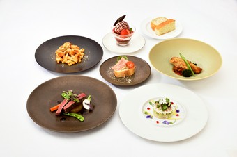 ピアレディナー【月替わりのコースメニュー】