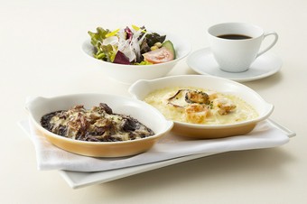  黒と白のドリアセット