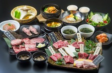 厳選のお肉をご用意。“美味い”にこだわった料理長一番のおすすめです。