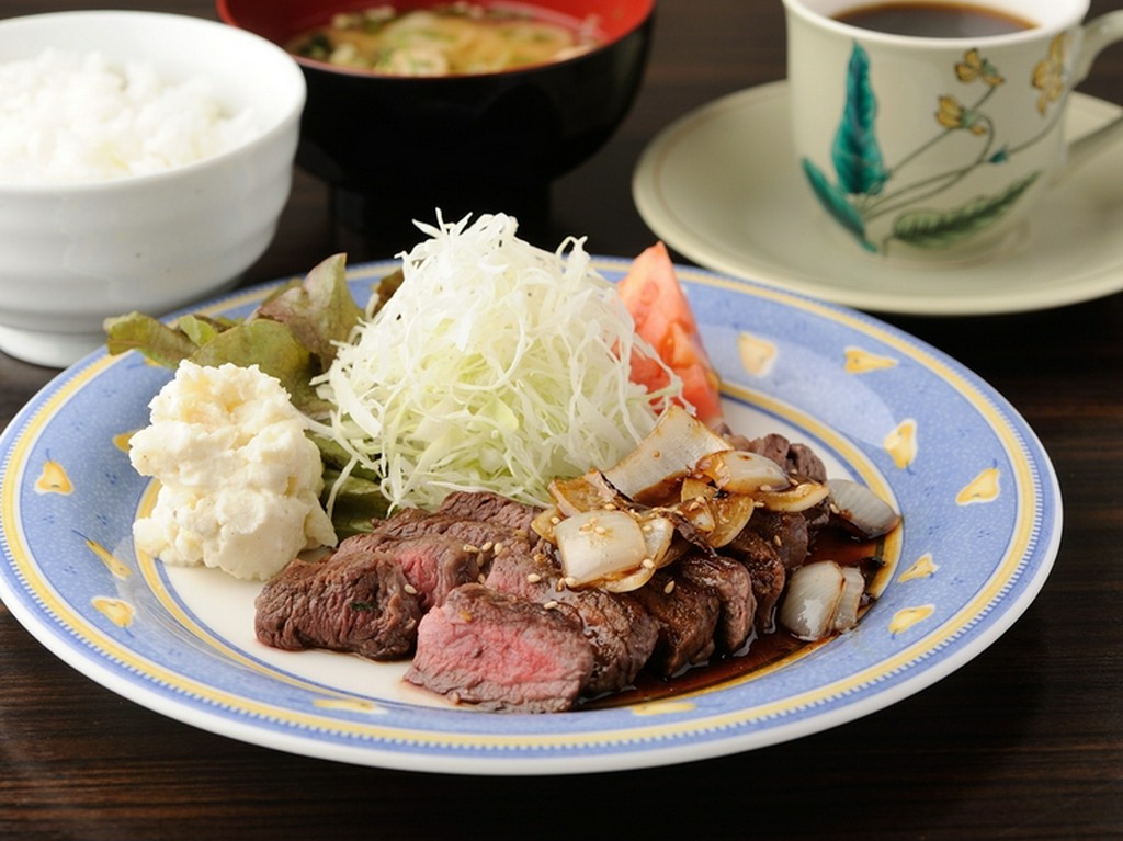 A3～A5ランクの黒毛和牛を使用した、素材本来の旨味を味わい尽くせる『黒毛和牛　焼肉定食』