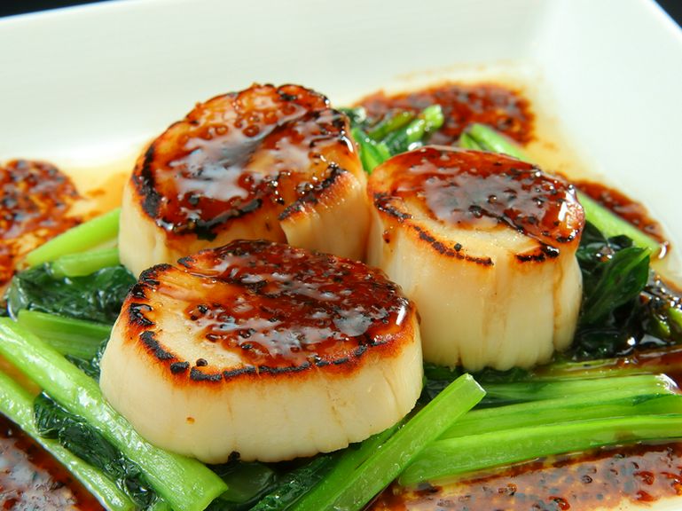 ジューシーでプリプリ『ホタテ貝柱のステーキ』