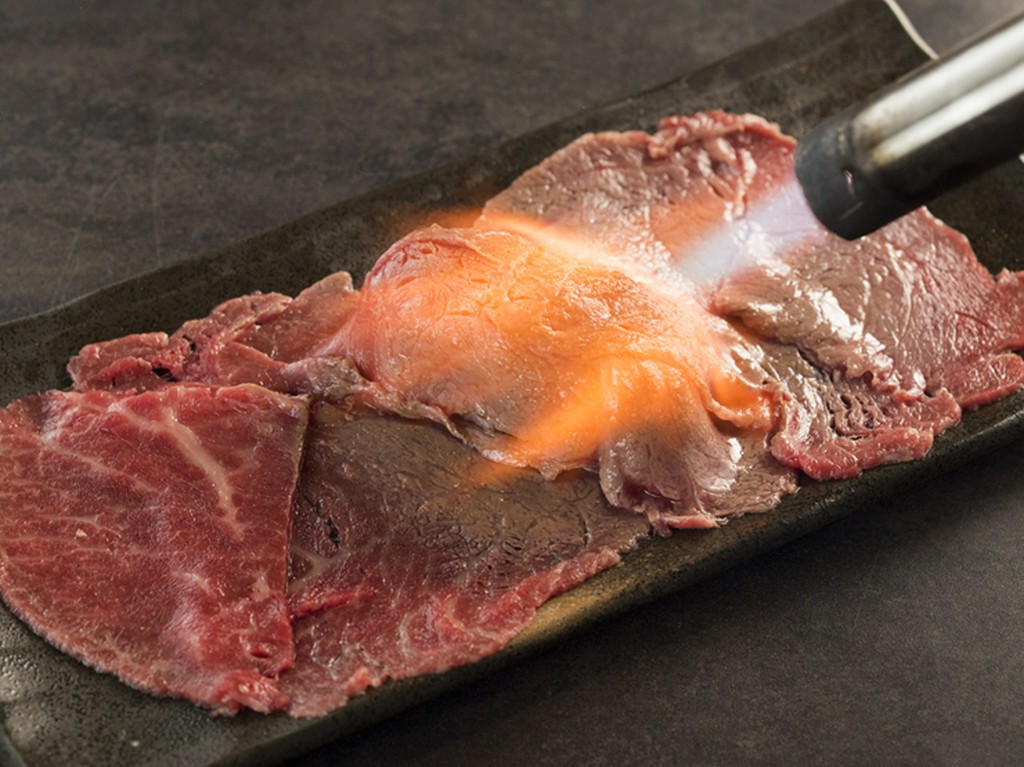 とろ肉鍋等、極上肉料理多数