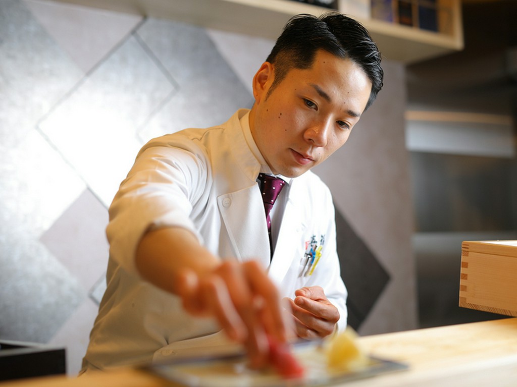 季節や飲まれているお酒に合わせて、その日に良いものをおすすめ