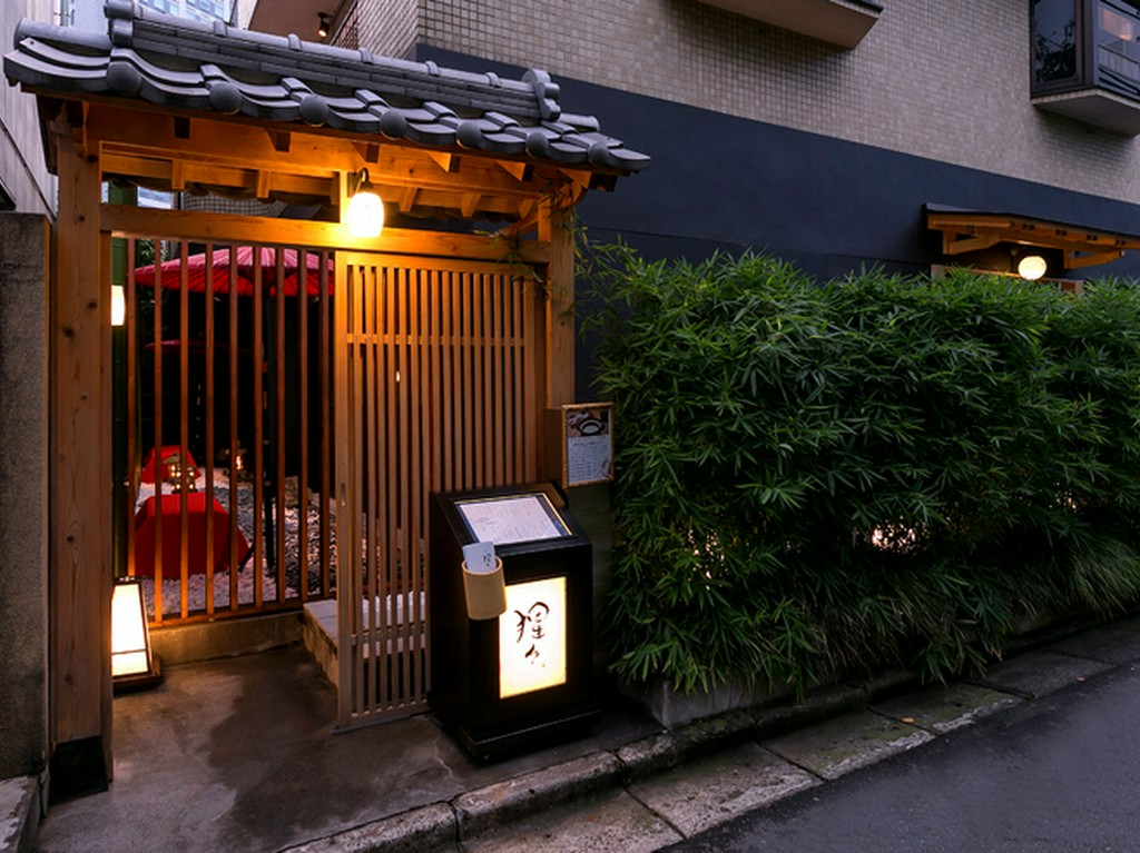 青山「外苑前」徒歩1分とは思えない、静かな一軒宿の隠れ家