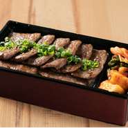 当店人気No1！熟成肉の旨みと香りを堪能できます！