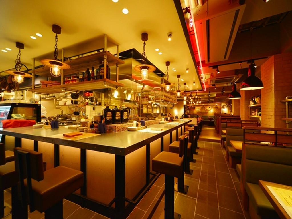 ウッディーな北欧スタイルの空間で、大切な人と特別なひとときを