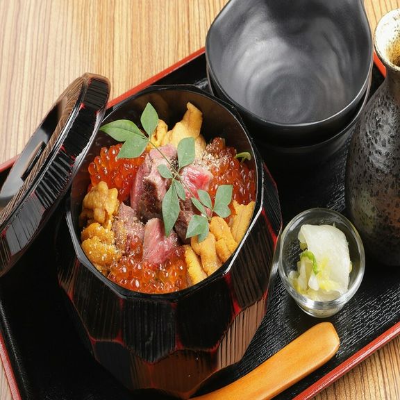 名物　いくらと雲丹の和牛ひつまぶし（1人前）