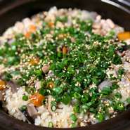 旬のものをお楽しみ頂けます



（小）1300円
（大）2600円