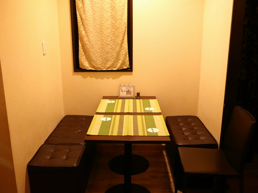 お得なコースでゆったりガールズトークに花を咲かせる