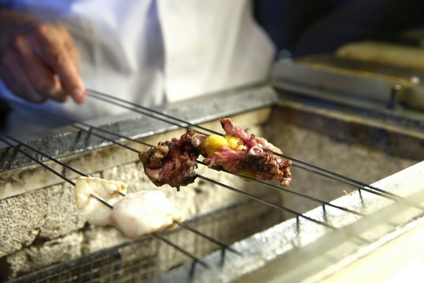 料理に魂を宿す仕上げの焼き