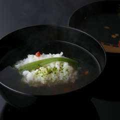 水の種類にまでこだわった、日本料理の要である『椀物』