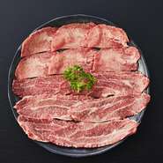 ツラタンセット 1815円(上タン＆ツラミ)/上塩タン 1155円/厚切り上塩タン ￥2915円　ハーフ 1500円/塩ツラミ 990円
