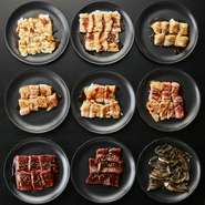 白モツ 790円/テッチャン 790円/マルチョウ 750円/上ミノ 950円/ミノサンド 790円/ハツ 790円/センマイ 790円