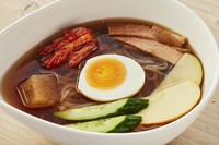 ピビンバ 825円/冷麺 825円/たまごスープ 385円/わかめスープ 385円/お子さまカレー 660円/ライス 小220円 中275円 大330円