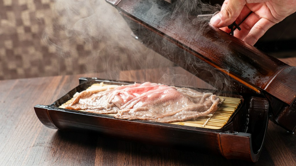 落ち着いた雰囲気に包まれた、デート向けの焼肉店