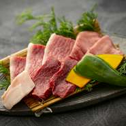 ・一品
・焼野菜
・サラダ
・スープ 
・小鉢
・ライス
※肉大盛 2,480円