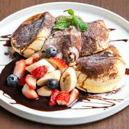 お皿にも、見た目にも、勿論味にもとことんこだわったメニューはフォトジェニック間違いなし