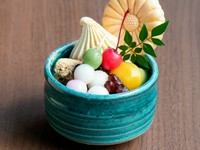 黒蜜と味わう特別なあんみつ。