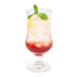 リンゴ、ハイビスカス、ローズヒップなどがブレンドされた甘い香りのフルーツティー。