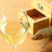 そのまま飲んでしまいたくなるほど、芳醇な香りが漂う「だし」