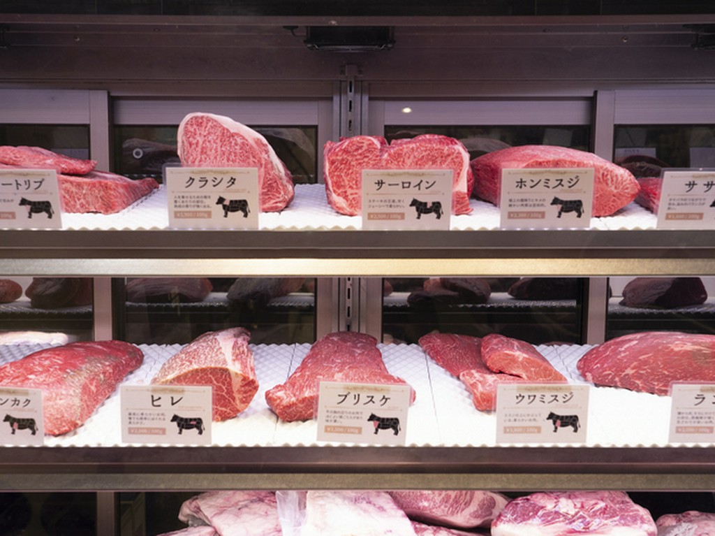 研究を詰み重ね完成したドライエイジングによる「熟成和牛」