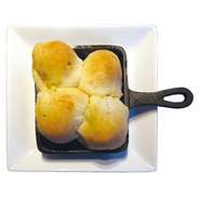 もちもちのポンテケージョにトリュフを加えたオリジナルパンです。