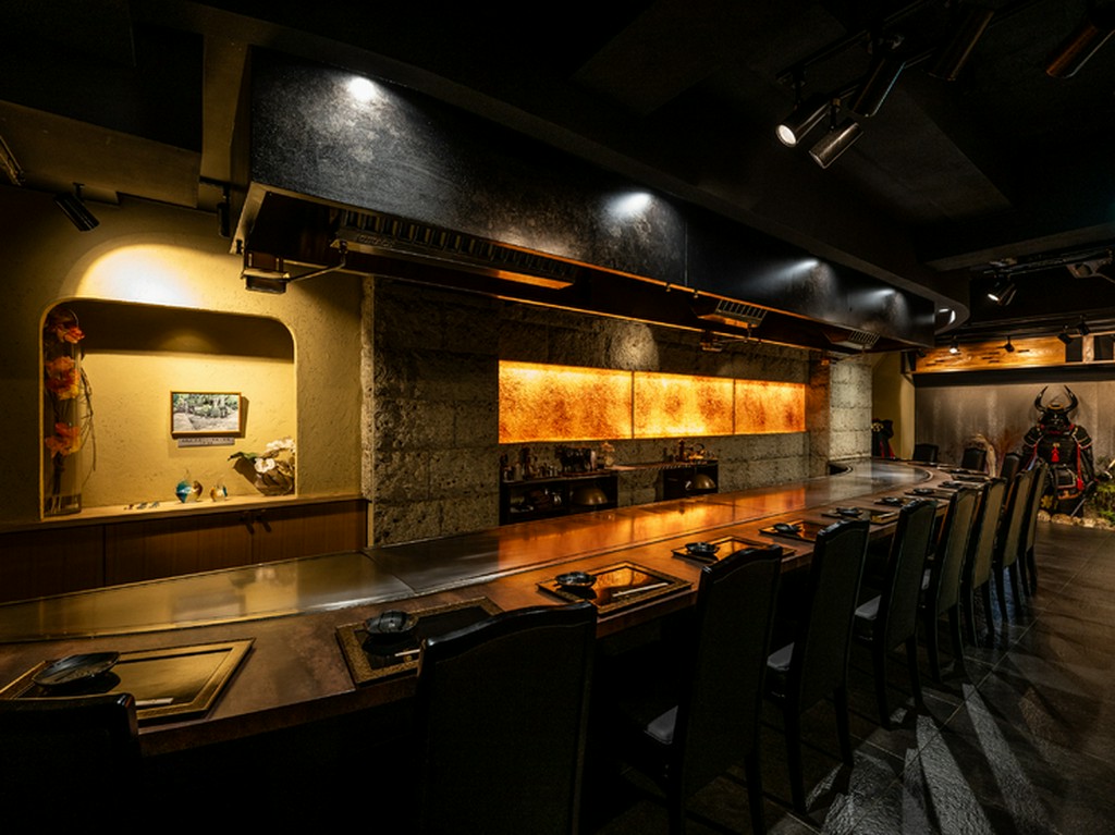 大人のデートに最適な雰囲気。二人で過ごす特別な時間を演出