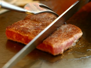 貴重なA5ランク神戸雌牛ヒレも! 最高のステーキをご提供