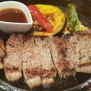 [ディナーオプション]
(ライス/ミニサラダ/スープ)　追加500円