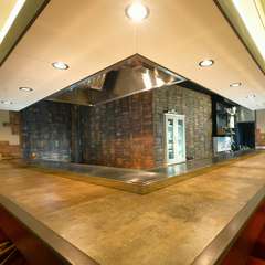 カウンター席ならではの良さを生かしていきたい