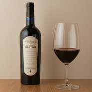 お店でご用意しているワイン「CASTELLO　GINORI」は、日本では中々お目にかかれない希少な逸品。他にもイタリアワインを始め日本産、フランス産など多彩な銘柄をラインナップしています。
