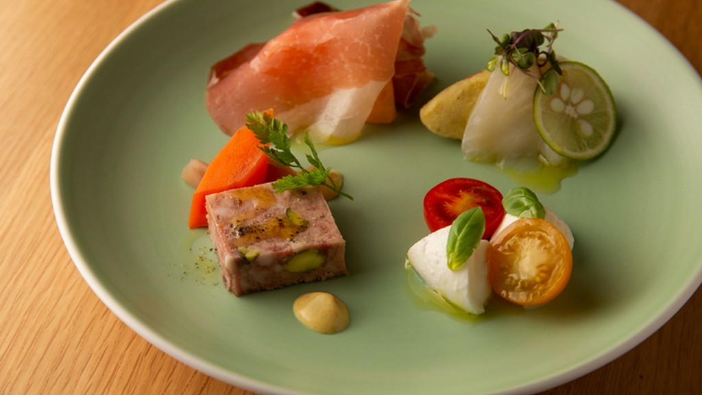 前菜の盛り合わせ