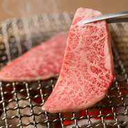 さっぱりとした甘みのある脂が美味い『上ロース』