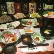 飲み放題付コース 4500円～
お料理コースのみ 3000円～
1.先付け
2.旬菜盛り合わせ
3.季節の天ぷら
4.お造り
5.焼き物
6.温物
7.そば（おかわり自由）

福島駅東口徒歩1分の好立地で美味しい蕎麦宴会を！