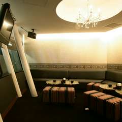 プライベートな個室席で、人目を気にせずゆったりとお食事を