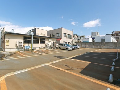 家族や友人同士、接待など車で訪れたいときにはぜひ！