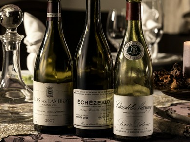 ソムリエでもあるシェフ厳選のワインが揃い、マリアージュも完璧