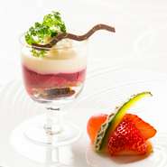 フルーツ王国である岡山の果物をデザートやソースで食す