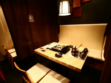 2人仲良く鍋を囲めば、今まで以上に仲良くなれること間違いなし