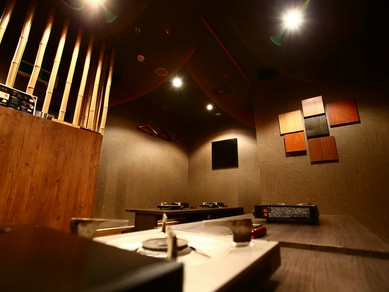 周囲と切り離された空間は、ビジネスなどの大切な1席に最適