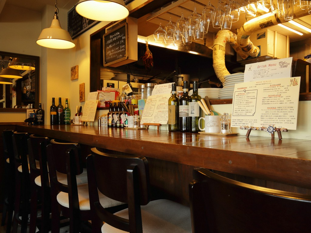 笑顔があふれる空間で、お腹と心を満たしてください