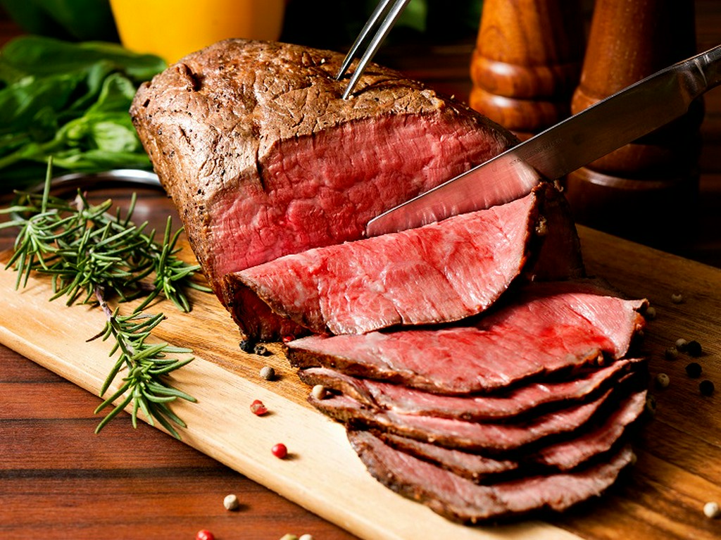 バンビーナの自家製ローストビーフ