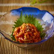 韓国料理の醍醐味を味わえる究極の一品。